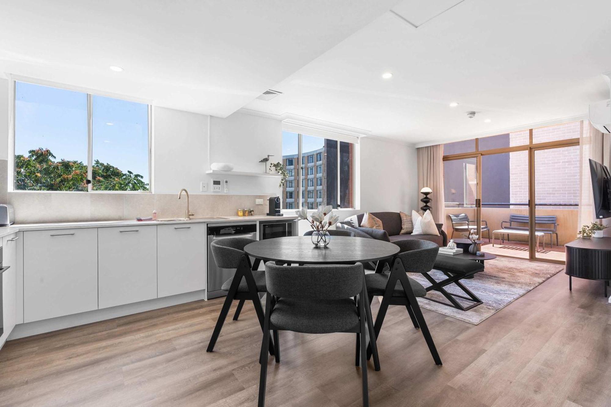 Camperdown Cozy Corner 6 * Sydney